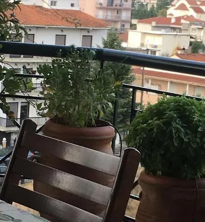 度假居 πηνελόπη 3-bed Flat 特里波利斯