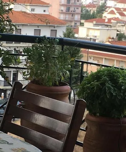 בית נופש πηνελόπη 3-bed Flat טריפוליס
